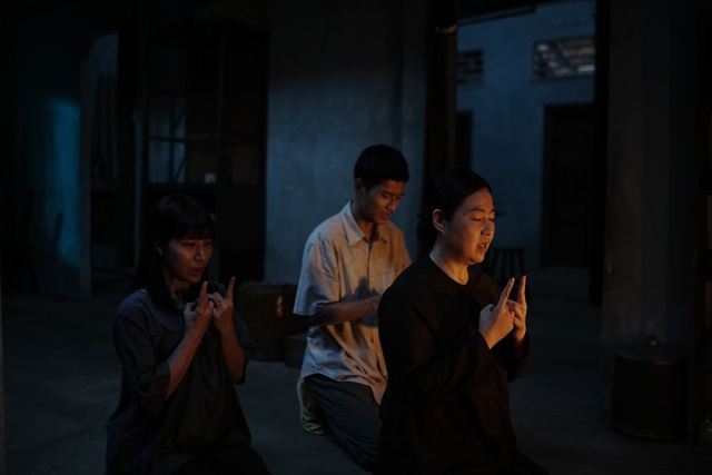 M&agrave;n h&agrave;nh x&aacute;c t&acirc;m l&yacute; kinh khủng đến mức khiến L&ecirc; Kh&aacute;nh kiệt sức v&agrave; kh&ocirc;ng d&aacute;m đối diện với ai - Ảnh 2.
