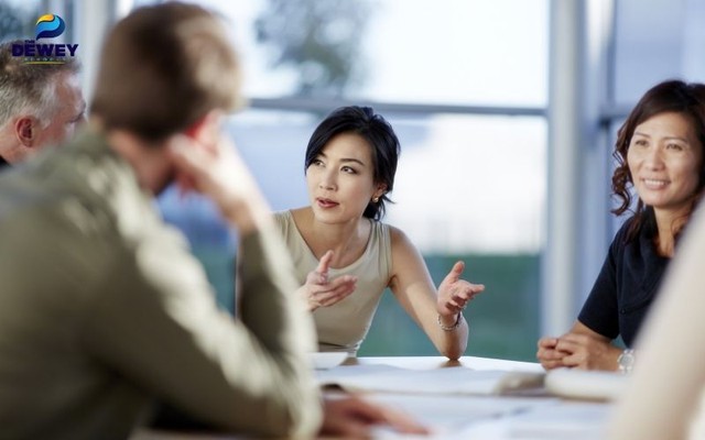 Kh&ocirc;ng muốn đi ăn c&ugrave;ng ai, đừng n&oacute;i 'để h&ocirc;m kh&aacute;c', người kh&eacute;o l&eacute;o đ&aacute;p lại bằng 2 c&acirc;u n&agrave;y - Ảnh 1.