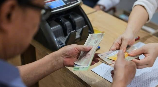 Tin s&aacute;ng 10/5: Tin vui về trợ cấp cho h&agrave;ng triệu người c&oacute; c&ocirc;ng với c&aacute;ch mạng, tăng cao từ th&aacute;ng 7/2026; H&agrave; Nội cấm v&agrave; hạn chế phương tiện tại nhiều tuyến đường từ 11-13/5 - Ảnh 1.
