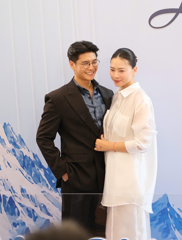 Ngô Thanh Vân chia sẻ bí quyết vượt qua trầm cảm sau sinh Nhờ chồng hỗ trợ - Ảnh 1. Ngô Thanh Vân chia sẻ bí quyết vượt qua trầm cảm sau sinh Nhờ chồng hỗ trợ - Ảnh 1.