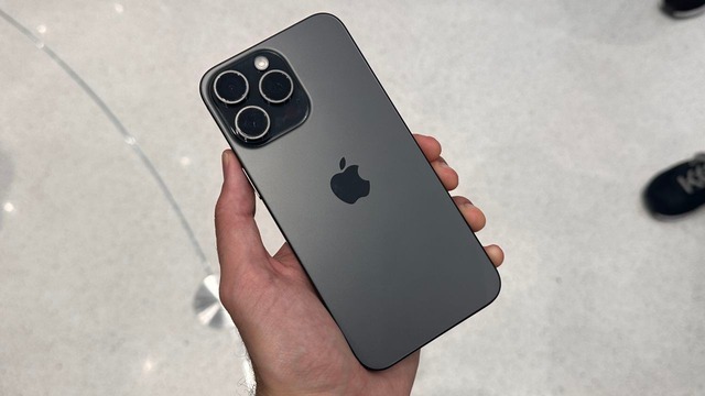iPhone cũ đáng mua nhất thị trường: Giá chỉ từ 13,5 triệu đồng sang, xịn chẳng kém iPhone 17 Pro Max - Ảnh 2.