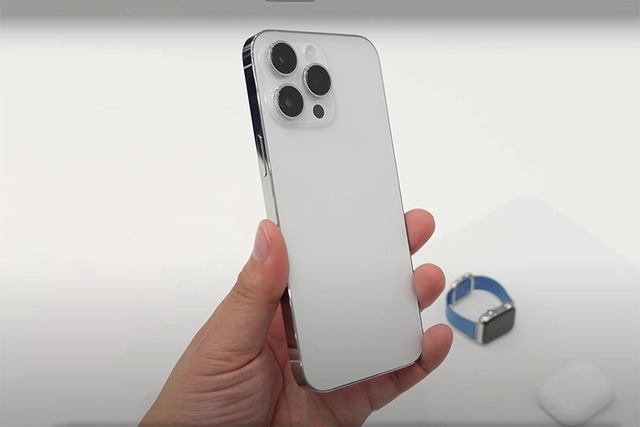 iPhone cũ đáng mua nhất thị trường: Giá chỉ từ 13,5 triệu đồng sang, xịn chẳng kém iPhone 17 Pro Max - Ảnh 4.