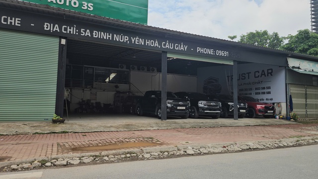 Gara ô tô hoạt động trái phép tại khu đô thị Nam Trung Yên , Hà Nội 2026 - Ảnh 1. Gara ô tô hoạt động trái phép tại khu đô thị Nam Trung Yên , Hà Nội 2026 - Ảnh 1.