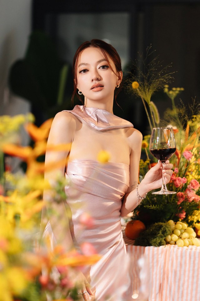 'Cô dâu tháng 6' Xuân Nghi khoe dáng đẹp thướt tha trước ngày trọng đại - Ảnh 6.