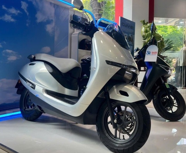 Giá xe máy điện Honda, Yamaha giảm cực mạnh tới 22 triệu đồng, rẻ hiếm thấy - Ảnh 2. Giá xe máy điện Honda, Yamaha giảm cực mạnh tới 22 triệu đồng, rẻ hiếm thấy - Ảnh 2.