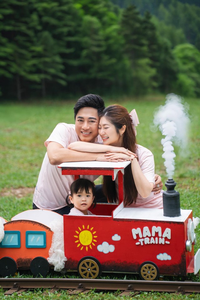 Sau 3 năm đăng k&yacute; kết h&ocirc;n với Ch&acirc;u Khải Phong, Thanh Tr&uacute;c ch&iacute;nh thức diện v&aacute;y c&ocirc; d&acirc;u - Ảnh 5.