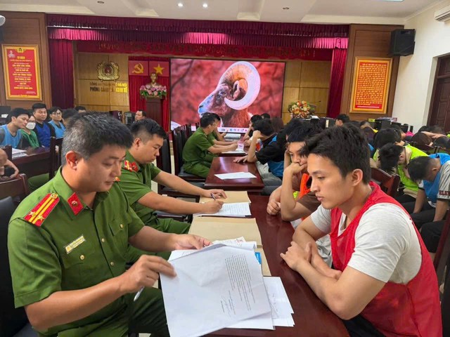 Chi&ecirc;u tr&ograve; 'kỳ nghỉ sinh lời' bị lật tẩy: 187 bị can bị khởi tố, gần 500 người trở th&agrave;nh nạn nh&acirc;n - Ảnh 2.