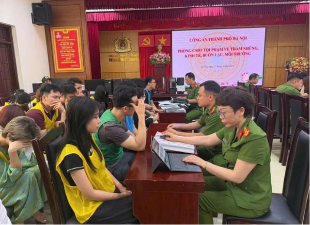 187 người lừa 'mua bán kỳ nghỉ' bị khởi tố - Ảnh 1.