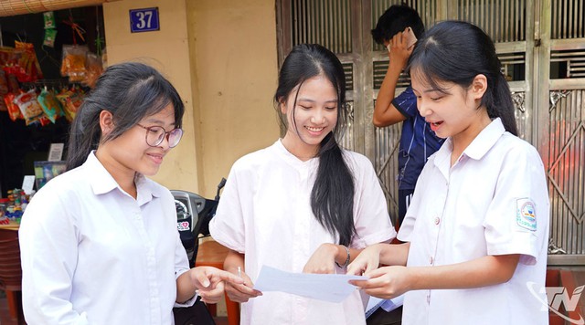 Điểm chuẩn v&agrave;o lớp 10 tại Th&aacute;i Nguy&ecirc;n, c&oacute; trường chỉ 8 điểm học sinh đỗ nguyện vọng 1 - Ảnh 1.