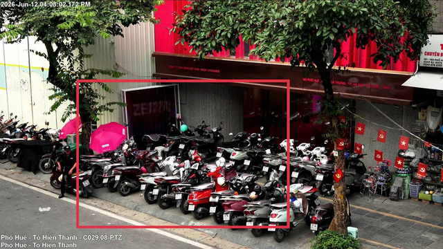 C&ocirc;ng an H&agrave; Nội c&ocirc;ng bố hơn 1.300 vi phạm trật tự đ&ocirc; thị qua camera AI v&agrave; phản &aacute;nh người d&acirc;n - Ảnh 3.