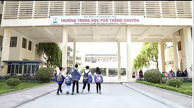 Trường THPT Chuyên Sư phạm công bố điểm thi vào lớp 10 năm 2026, khối chuyên nào có điểm chuẩn cao nhất? - Ảnh 1.