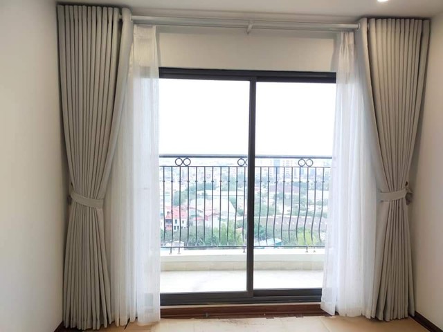 Biến ban c&ocirc;ng th&agrave;nh g&oacute;c "chill" m&aacute;t rượi ng&agrave;y h&egrave; nhờ loại r&egrave;m chống n&oacute;ng n&agrave;y - Ảnh 2.