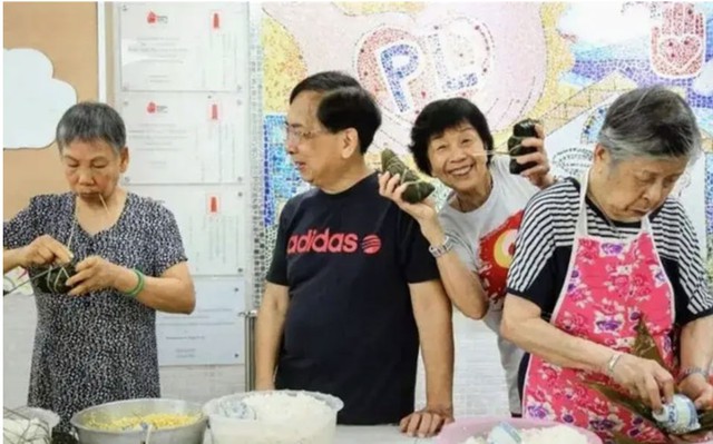 Kh&ocirc;ng cần dựa v&agrave;o con ch&aacute;u, c&aacute;ch nghỉ hưu n&agrave;y gi&uacute;p tuổi gi&agrave; vừa tự do vừa đ&aacute;ng sống - Ảnh 1.