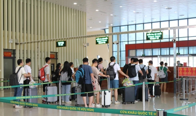 4 trường hợp này sẽ bị tạm hoãn xuất cảnh do nợ thuế theo quy định - Ảnh 1.