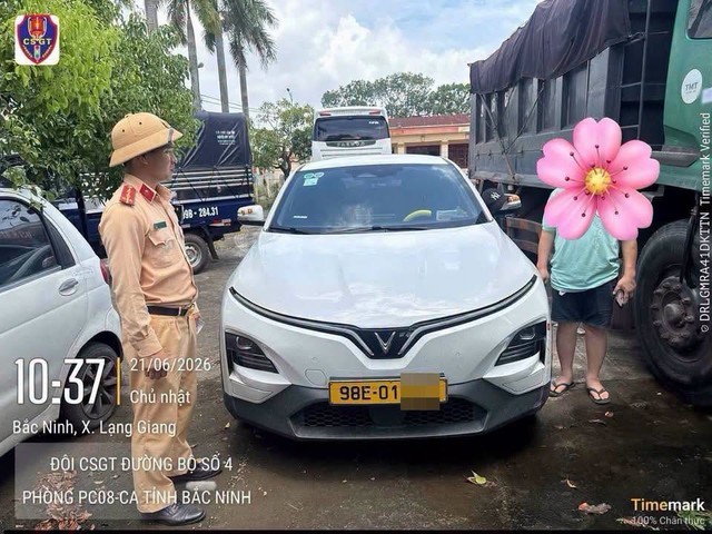 Bắc Ninh: Gắn biển số giả để né camera phạt nguội, tài xế ô tô bị xử phạt 26 triệu sau 3 tháng truy tìm - Ảnh 1.