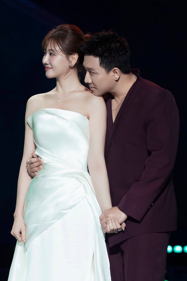 Nhân sinh nhật Hari Won, Trấn Thành nhắn gửi: 'Phụ nữ cứ được yêu thương mỗi ngày là tự nhiên đẹp và trẻ ra thôi' - Ảnh 3.