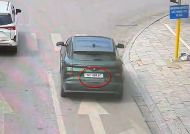 Camera AI phát hiện dán biển số xe trốn phạt nguội - Ảnh 1.