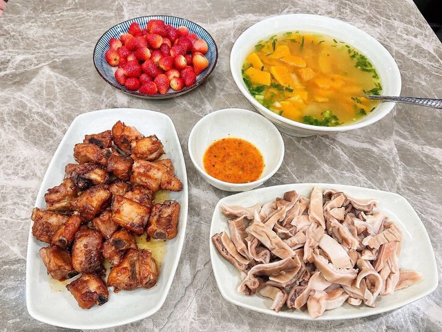 10 Mâm cơm gia đình 3 món giữ gìn hạnh phúc trong 13 năm - Ảnh 9.