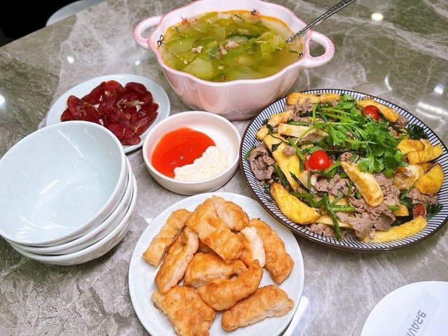 10 Mâm cơm gia đình 3 món giữ gìn hạnh phúc trong 13 năm - Ảnh 4.