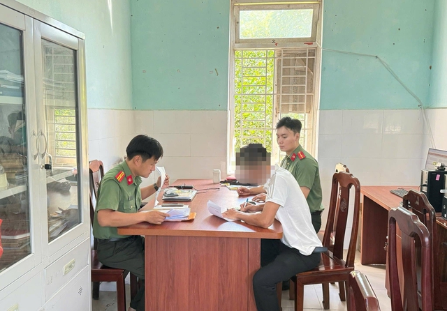 B&igrave;nh luận sai sự thật tr&ecirc;n Facebook, một người đ&agrave;n &ocirc;ng bị xử phạt - Ảnh 1.