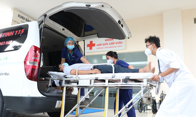 Hà Nội xây dựng Trung tâm điều hành cấp cứu thông minh, đầu tư thêm 114 xe cứu thương đến năm 2030 - Ảnh 1.