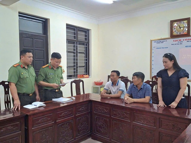 Thủ đoạn lập c&ocirc;ng ty 'ma' xuất b&aacute;n h&oacute;a đơn khống, trốn thuế - Ảnh 1.