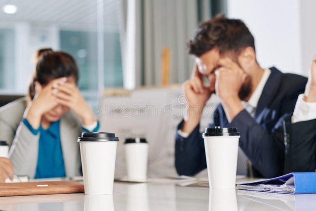 T&acirc;m l&yacute; học c&ocirc;ng sở: Khi bị sếp ph&ecirc; b&igrave;nh trước mặt mọi người, n&ecirc;n ứng xử thế n&agrave;o? - Ảnh 3.