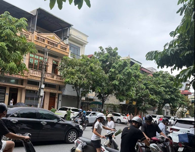 Một người tử vong, nghi phạm nguy kịch sau vụ nổ s&uacute;ng  tại L&agrave;o Cai - Ảnh 1.