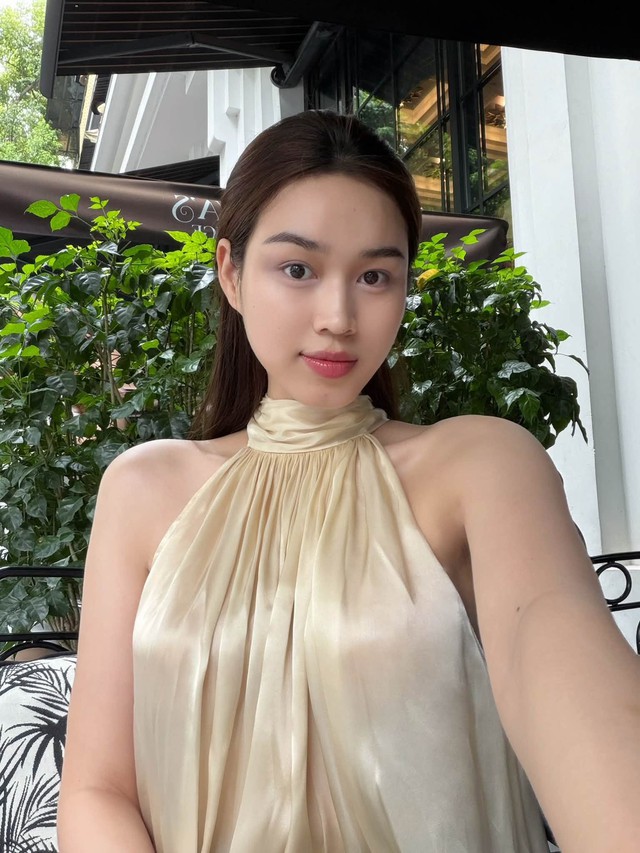 Lộ nghi vấn mang thai, cuộc sống d&acirc;u h&agrave;o m&ocirc;n của Hoa hậu Đỗ Thị H&agrave; hiện ra sao? - Ảnh 1.