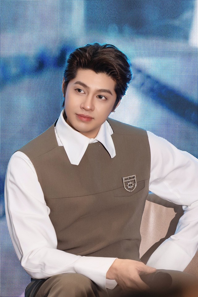 Noo Phước Thịnh g&acirc;y ' thương nhớ ' với sản phẩm mới v&agrave; con trai Phạm Quỳnh Anh 14 tuổi - Ảnh 1.