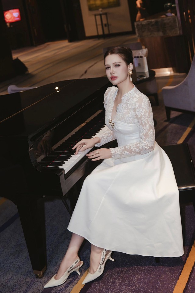 'Gọt d&aacute;ng' sau sinh đẹp như 'd&acirc;u h&agrave;o m&ocirc;n' Phanh Lee - Ảnh 9.