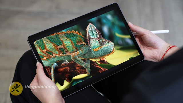 Galaxy Tab S10 FE: tablet có bút S Pen cho người cần ghi chú, họp online và làm việc gọn nhẹ - Ảnh 2.