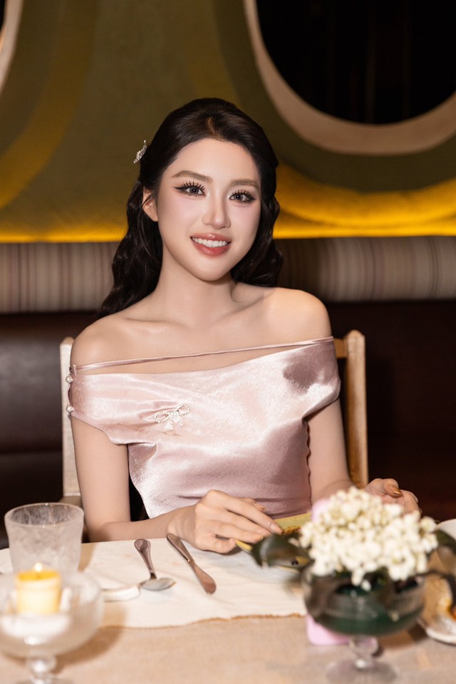 Phương Oanh giữ vai tr&ograve; Gi&aacute;m đốc Đối ngọai Miss World 2026 tại Việt Nam - Ảnh 2.