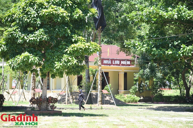 Hang đ&aacute; tr&ecirc;n v&aacute;ch n&uacute;i, nơi những chiến sĩ th&ocirc;ng tin m&atilde;i m&atilde;i với tuổi xu&acirc;n - Ảnh 11.