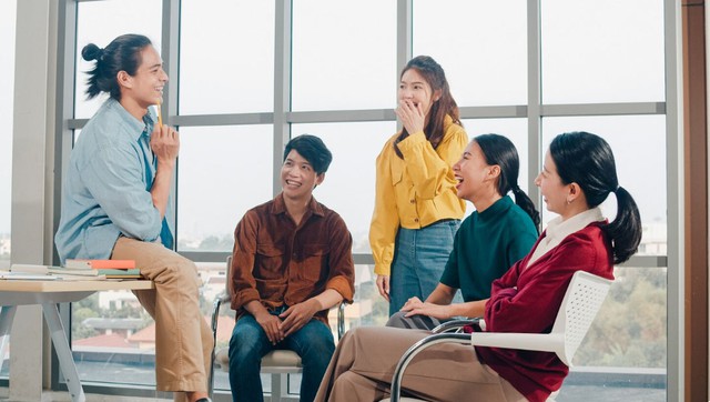 10 h&agrave;nh vi nhỏ tiết lộ một người c&oacute; EQ cao, đi đ&acirc;u cũng được y&ecirc;u qu&yacute; - Ảnh 2.