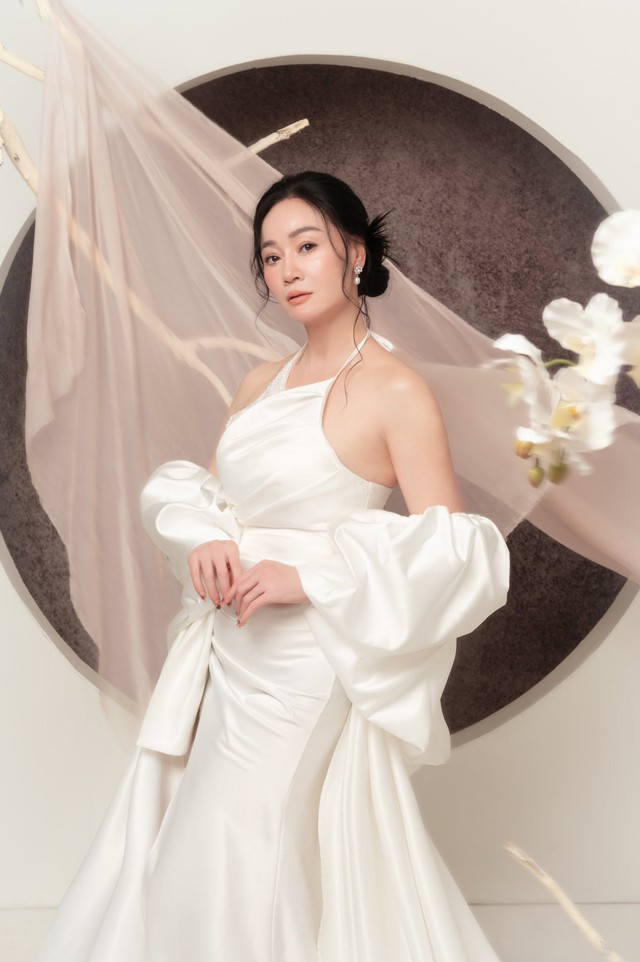 'Mẹ chồng' Phương Oanh: Tỏa s&aacute;ng thực sự chưa bao giờ nằm ở &aacute;nh đ&egrave;n s&acirc;n khấu ch&oacute;i l&ograve;a - Ảnh 6.