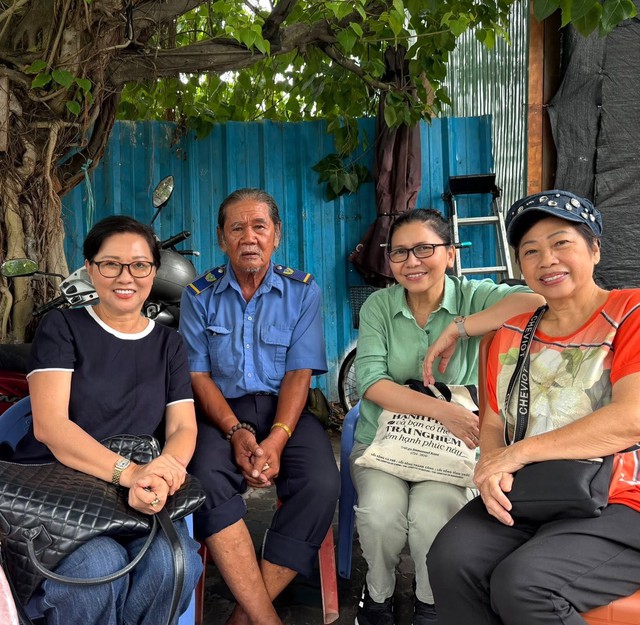 Cuộc sống cơ cực của nghệ sĩ cải lương Quang ' nhỏ ' giữa bệnh tật v&agrave; ngh&egrave;o kh&oacute; - Ảnh 6.
