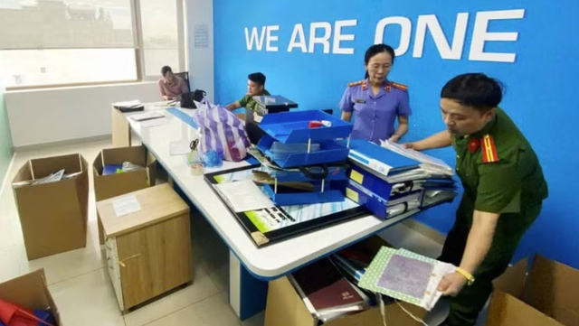 Khởi tố nữ tổng gi&aacute;m đốc lừa đảo chiếm đoạt hơn 17,7 tỷ đồng với chi&ecirc;u tr&ograve; "b&aacute;n đất ngoại giao&rdquo; - Ảnh 2.