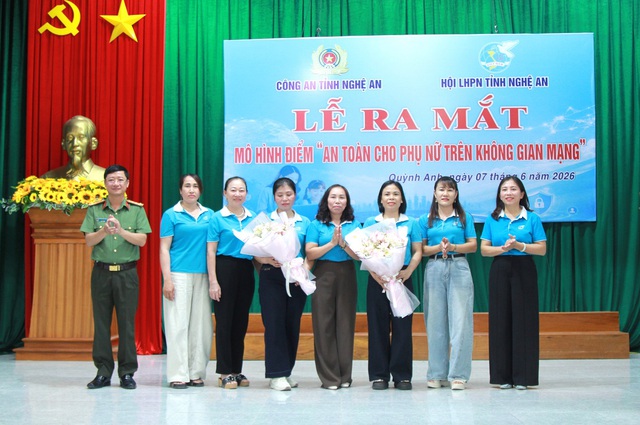 Ra mắt mô hình giúp phụ nữ nhận diện và phòng tránh lừa đảo trực tuyến - Ảnh 1.