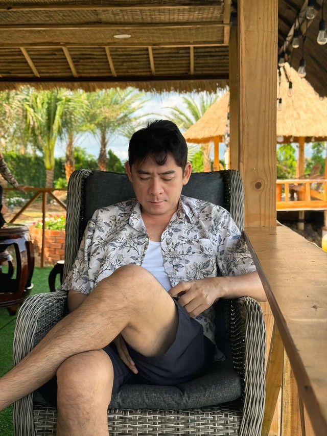 Tuổi 58 của nam diễn vi&ecirc;n từng đ&oacute;ng vua Bảo Đại - Ảnh 8.