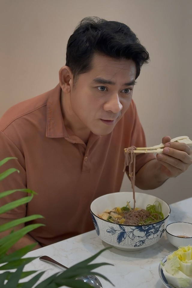 Tuổi 58 của nam diễn vi&ecirc;n từng đ&oacute;ng vua Bảo Đại - Ảnh 5.