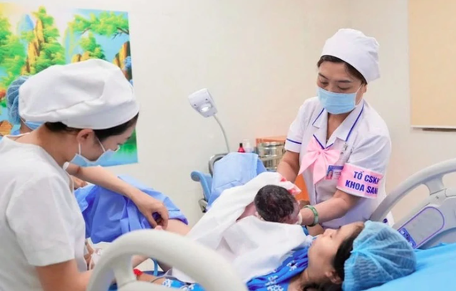 Thay đổi quy định thời gian nghỉ thai sản đối với lao động nữ từ tháng 7/2026 - Ảnh 1.