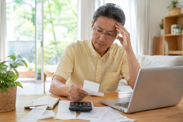 Sau nghỉ hưu, t&ocirc;i mới hiểu v&igrave; sao nhiều người c&agrave;ng ở nh&agrave; c&agrave;ng tốn tiền - Ảnh 1.