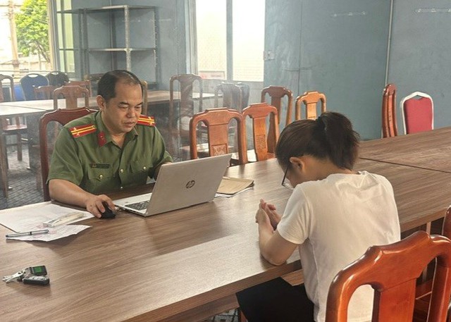 Xử phạt nặng người phụ nữ Hải Ph&ograve;ng tung tin, xuy&ecirc;n tạc 'nước s&ocirc;ng M&atilde; nhiễm thạch t&iacute;n' - Ảnh 1.
