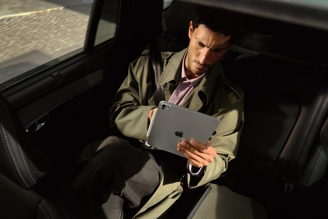 Một chiếc iPad d&ugrave;ng chung trong gia đ&igrave;nh: chọn sao để kh&ocirc;ng đội ng&acirc;n s&aacute;ch sau đợt tăng gi&aacute;? - Ảnh 2.