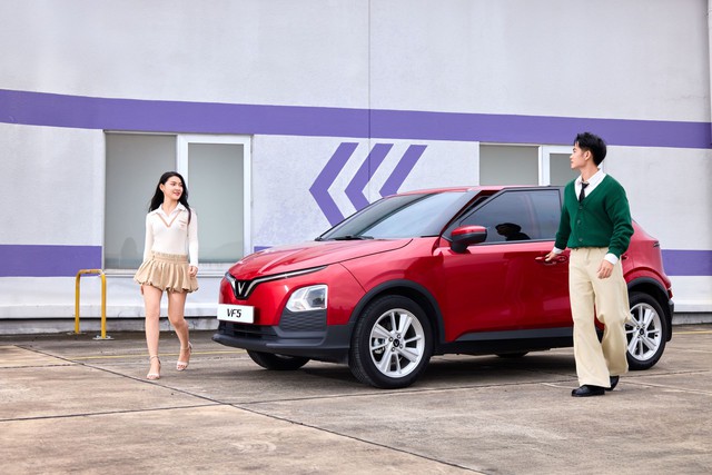 Chủ xe điện VinFast sau nhiều năm gắn b&oacute;: Gi&aacute; trị lớn nhất l&agrave; cảm gi&aacute;c y&ecirc;n t&acirc;m mỗi ng&agrave;y - Ảnh 1.