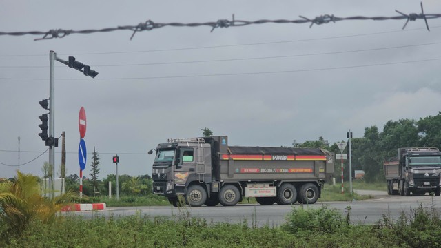 Hưng Yên: Rời bến bãi DN Quang Tuấn, những chuyến xe chở vật liệu đi đâu? - Ảnh 5.