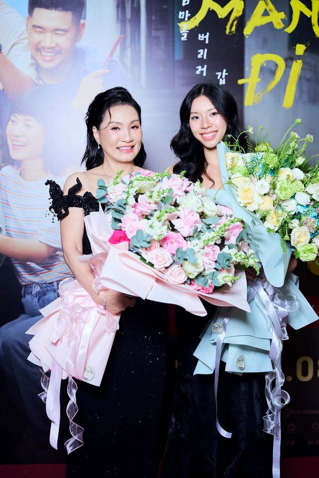 Nh&acirc;n sinh nhật con g&aacute;i, Hồng Đ&agrave;o nhắn gửi: 'Con ch&iacute;nh l&agrave; một trong những l&yacute; do để mẹ lu&ocirc;n vui' - Ảnh 2.