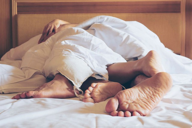 Ngoại tình với người phụ nữ kém 30 tuổi, cụ ông trả giá đắt vì dùng thuốc kích dục - Ảnh 1.