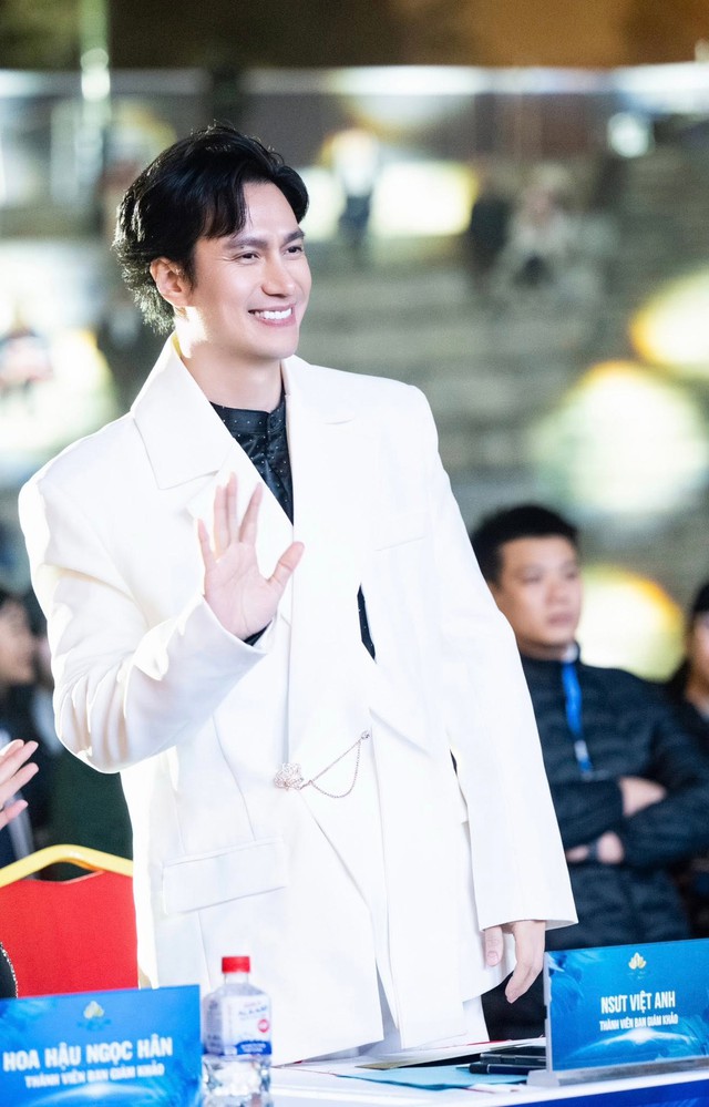 Việt Anh ở tuổi 45 - Ảnh 3.